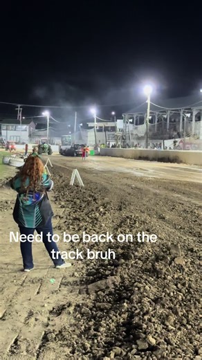 Can’t wait to finally pull in the diesel class@6.7Grant challenge u hook v hook at Portland