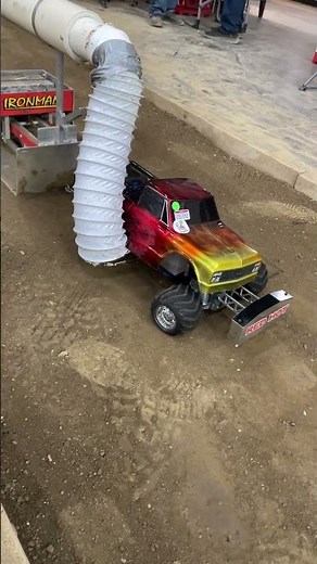 Nitro RC trucks pulling at the 2024 World Championships