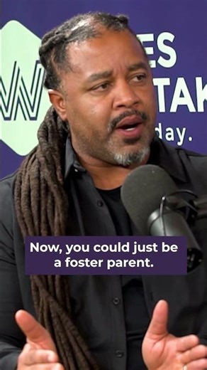 What’s the difference between adopting and fostering a child? 💗