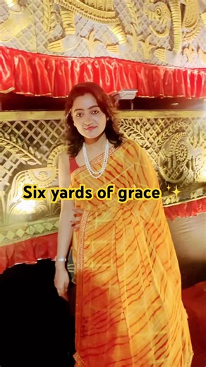 Six yards of grace, countless steps of confidence ✨ A walk draped in tradition ❤️.