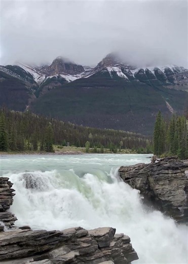 Jasper National Park!! The best place in Canada.