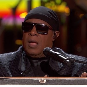 Stevie Wonder and a soulful line-up are ready to brighten your Sunday evening. 🎹 Motown 60: A Grammy Salute | Sunday, 7pm | TVNZ 1