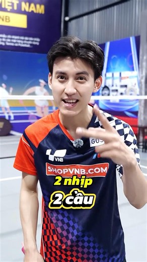 2-Hit 2-Shuttlecock Challenge with Duc Nguyen VNB ??? #vnb #badminton #badminton #shortsvideo #sh...