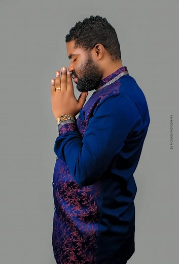 Apaz do senhor Molongi✌🏆 | Nsimba Reoboth NR