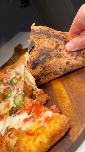 42K views · 771 reactions | Crust tastes like Croissant縷 Try my easy same day dough recipe, it’s the pinned post on my page! DM me your pizza pics to be featured in my storiesSubscribe to my Patreon for step by step tutorials of my home-oven-pizzas離Link in bio #pizza #food #asmr #mukbang #recipe | pizzofart | Facebook