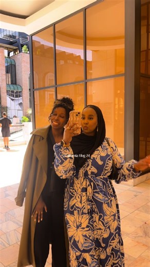 Brief cooking intermission to share my trip to daygo/LA 🇺🇸 #foryou #fyp #somalitiktok #fypシ゚viral #toronto #xyzbca #travel #traveltiktok #california