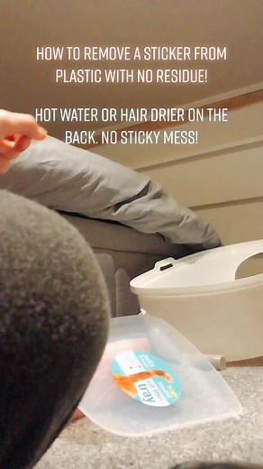 How to remove a sticker or label from any plastic with no residue! #fyp #foryoupage #foryourpage #viral #tutorial