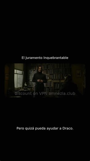 @yourbestmoviemoments on Instagram: "El Juramento Inquebrantable Narcissa pide a Snape que ayude a Draco. Bellatrix duda de Snape y lo llama cobarde. Se preparan para un juramento mágico."