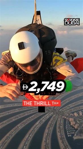 Dive into Dubai and feel the rush of the city 13,000ft beneath you 🌇 | Skydive Dubai