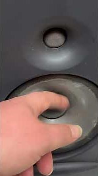 Infinity reference 2000.3 bookshelf speakers