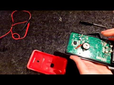 Teardown and Review of a Powerfix digital multimeter PDM 250 A2