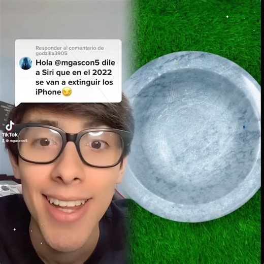 Le digo a Siri que los Iphone se van a extinguir y...😈🤣😡