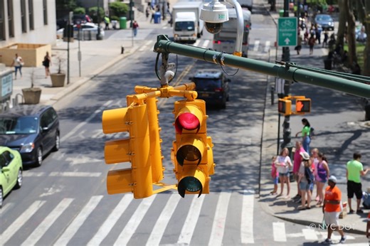 NYC will add red light cameras to 450 intersections