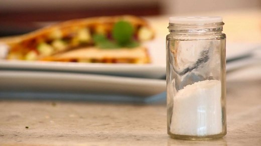 Mayo Clinic Minute: Flavorful Ways to Reduce Salt in Your Diet - Mayo Clinic News Network