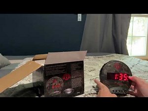 Setting up the alarm: Sonic Bomb Dual Alarm Clock with Bed Shaker, Camouflage 🫨🔗🫨❤️⏰