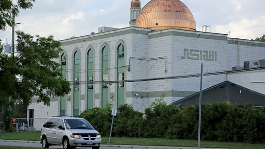 Windsor mosque to broadcast call to prayer over loudspeaker for first time