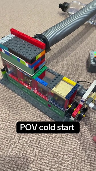 Lego V8 Engine Cold Start