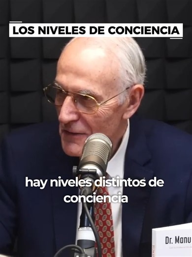 La conciencia está presente en toda forma de vida, pero no todas la expresan del mismo modo. A medida que los seres vivos evolucionan, también lo hace su capacidad de percibir, aprender y sentir. El ser humano da un paso más. Además de tener conciencia, posee autoconciencia, la capacidad de observarse y comprenderse a sí mismo. Fragmento de entrevista en el Canal de YouTube Conócete Podcast con Andrea Vargas. Puedes verlo completo en YouTube. 🖥️ Programa Integral