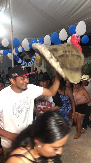 EL BAILE DEL GUAJOLOTE. #filmsrivera #fyp #tiktok