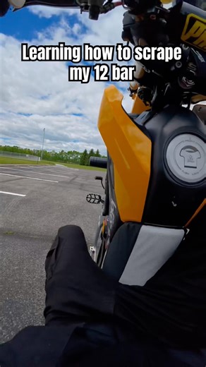Scrapping the 12 bar 🔥 #rosriding #stunting #scrapingvideo #gromstunts #gromlife #hondagrom #125cc