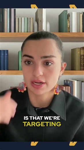 Startup Accelerator: Speed, Customers, and Money - The Secret #shorts