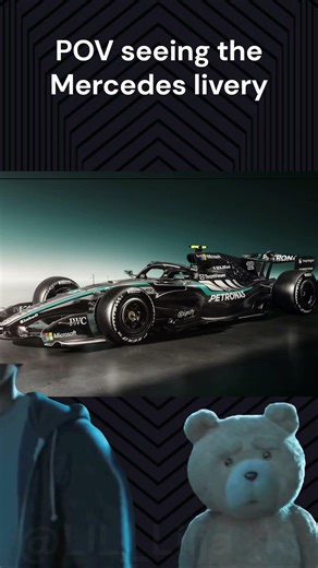 Mercedes dropped their W17 livery and it’s classic Silver Arrows style, hey