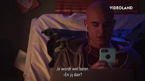 Zac en Mia hebben niets met elkaar gemeen... behalve hun ziekte. Kijk nu de nieuwe serie Zac & Mia. | Videoland