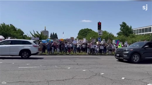 Watch people protest Trump on 'No Kings' day at Oregon State Capitol in Salem
