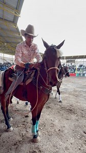 585K views · 8.6K reactions | El compa Robocop preparando la rienda y su cuaco para la Jugada que se avecinaba ‼️ #videoviralシ #viralreels #viralpost #jaripeo | Filmaciones Jaripeyeras | Facebook