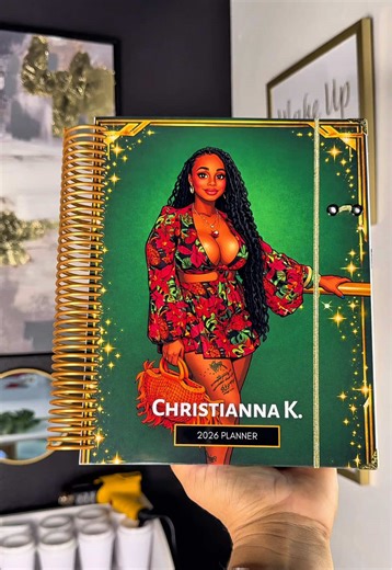 Merry Christmas, babes! 🎄✨ If you haven’t ordered your 2026 custom planner yet, it’s not too late—New Year’s is next week and I’m super busy packing orders, so you might not have it on the 1st, but it’ll be SO worth it. 💕 After the New Year, you’ll be able to choose a January or February start so you get the most use out of it—go grab yours now! 🖤🎁 #customplanner #2026planner #plannertok #smallbusinessowner #shophandmade