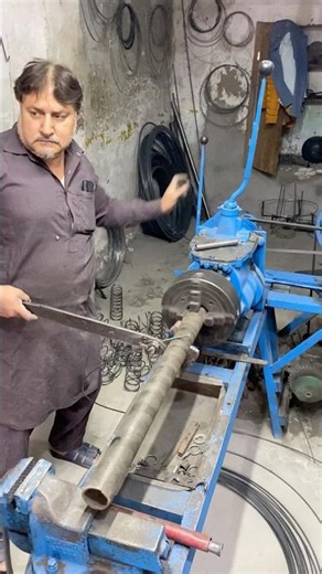 No CNC, No Machine! Handmade Spring from Iron Wire on Old Lathe 🔥