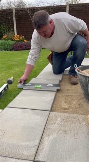 Laying Paving Slabs by Eye