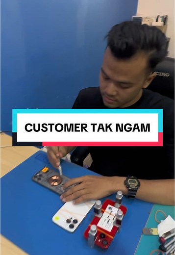 Expert Phone Repair Services at Smash Tech Shah Alam