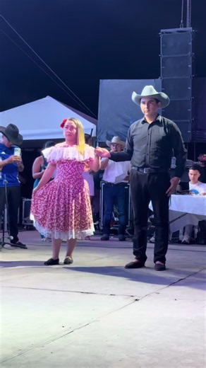 Yovany Mendoza y Liliana Moreno, Festival internacional el Yuruparí de Oro. #joropo #folclore #delllanoparaelmundo #danza #folclorcolombiano