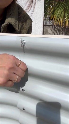 How to set up a kitchen garden for complete beginners. You can find links to the metal raised beds and the archway in my bio or my instagram HIGHLIGHTS ❤️❤️ #gardentok #growyourownfood #vegetablegarden #homesteading | Gardenofhope