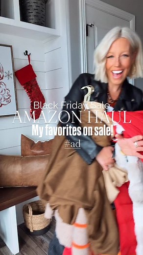 Amazon Black Friday Sale haul!!! So many of my favs are on sale right now!!! #ad #Founditonamazon #Winterfavorites2025 @Amazon 🔗 below!!!! ⬇️ Comment SHOP below to receive a DM with the link to this post on my LTK ⬇ https://liketk.it/5AYFB #christmasshoppingmadeeasy #fyp #blackfridaysales | Grocery Glam Mama