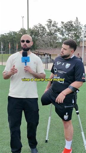 Selección uruguaya de amputados camina una cuadra con pelado