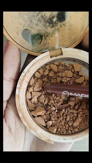 Stop Throwing Broken Compacts ❌ Try This Hack#viral#hacks#broken#compact#makeuphacks#trending#shorts
