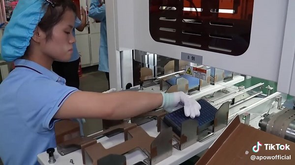 Manufacturing Process of Solar Photovoltaic Panels in a Chinese Factory