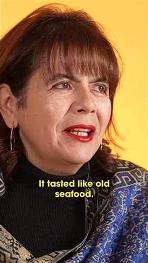Mexican moms vs RAW Crab 🦀