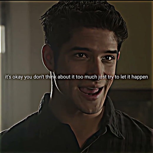 Scott is teaching Malia some skills 😂😂#teenwolf