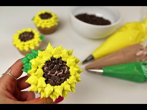 Summer Sunflower Cupcake Tutorial I CHELSWEETS