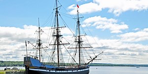 German Shipwreck’s 400-Year-Old Treasures Uncovered