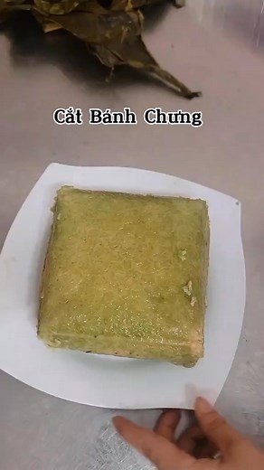 Cắt bánh chưng siêu nhanh #banhchung #catbanhchung | Hoàng Hải Vân