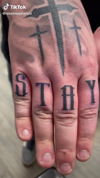 Finger Tattoo Ideas: Words for Fingertattoo Inspiration