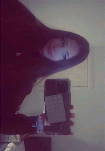 Struggling with Lip Sync: Hilarious Missteps