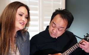 《夏威夷骊歌》“Aloha ʻOe”蒂亞和丹尼爾 Tia Carrere & Daniel Ho