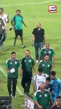 عموته يحتوى غضب سفيان واحتفال امام عاشور مع لاعبى الاهلى عقب الفوز على زد فى الدورى