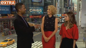 Jenna Elfman on Her Return to Primetime with 'Growing Up Fisher'