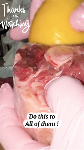How to clean your oxtails #food#foodie#cookingwithcheeks#shorts